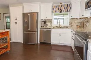 172 Clubview Dr, Safety Harbor, FL 34695 - Photo 11
