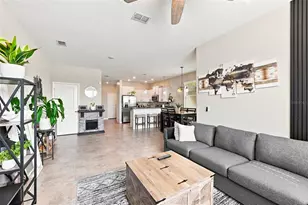 15548 Florence Hollow Pl, Sun City Center, FL 33573 - Photo 5