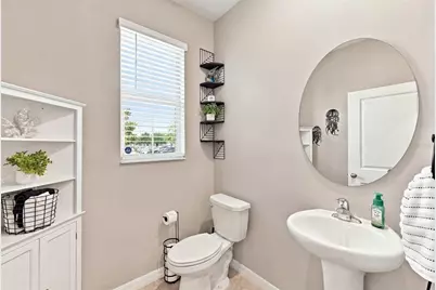 15548 Florence Hollow Place, Sun City Center, FL 33573 - Photo 11