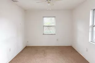 4957 62nd St N, Kenneth City, FL 33709 - Photo 11