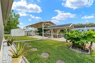 8505 Old Post Rd, Port Richey, FL 34668 - Photo 25