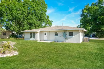 3816 Melgert Lane, Sarasota, FL 34235 - Photo 15
