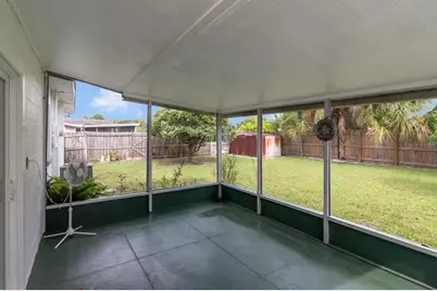7713 W Powhatan Avenue, Tampa, FL 33615 - Photo 23
