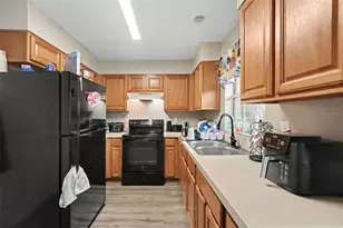 38638 Patti Ln, Dade City, FL 33523 - Photo 5