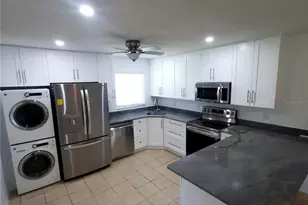 1020 70th St N, Saint Petersburg, FL 33710 - Photo 1