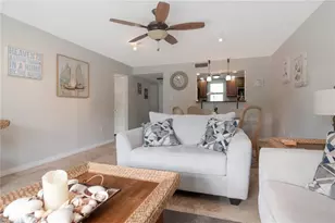 464 N Paula Dr, Dunedin, FL 34698 - Photo 9