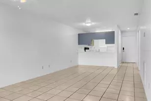 39132 Co Rd 54, Zephyrhills, FL 33542 - Photo 7