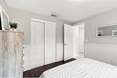 9020 Auburn Way, Tampa, FL 33615 - Photo 23