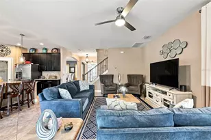 11156 Spring Point Cir, Riverview, FL 33579 - Photo 9
