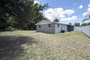 8719 River Forest Cir, Tampa, FL 33604 - Photo 33