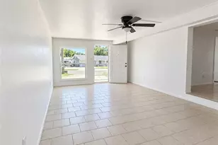 8719 River Forest Cir, Tampa, FL 33604 - Photo 7