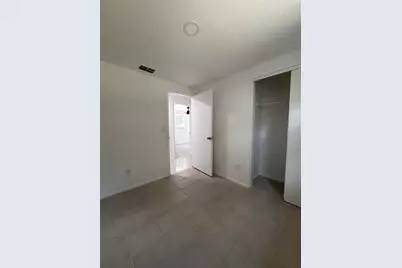 8719 River Forest Circle, Tampa, FL 33604 - Photo 13