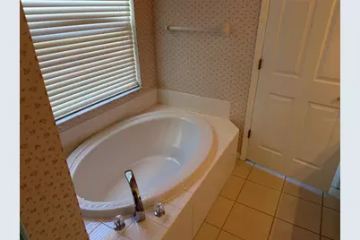9250 NW 13th Avenue Circle, Bradenton, FL 34209 - Photo 9