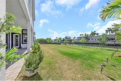 1016 Signet Drive, Apollo Beach, FL 33572 - Photo 53