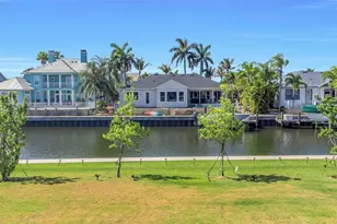 1016 Signet Dr, Apollo Beach, FL 33572 - Photo 79