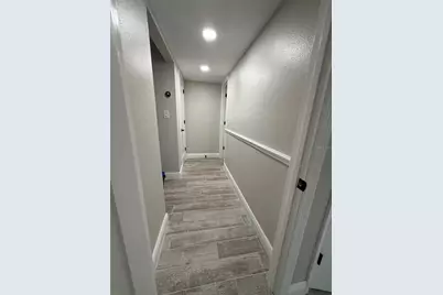 8715 Driftwood Drive, Tampa, FL 33615 - Photo 25