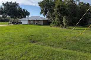 510 Cloverleaf Dr, Lithia, FL 33547 - Photo 3