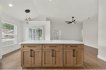 7737 Marbella Creek Avenue, Tampa, FL 33615 - Photo 3