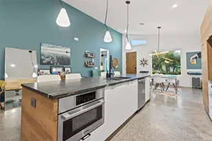 4043 7th Ave N, Saint Petersburg, FL 33713 - Photo 17