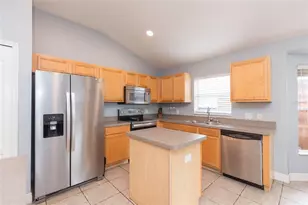 11706 Pure Pebble Dr, Riverview, FL 33569 - Photo 15