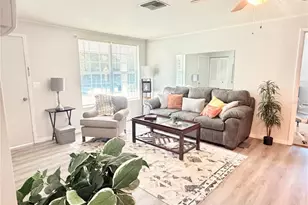 9509 Miracle Dr, Spring Hill, FL 34608 - Photo 5