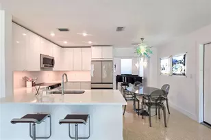 2809 46th St S, Gulfport, FL 33711 - Photo 9