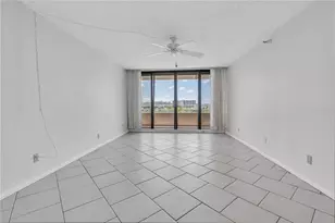 5950 Pelican Bay Plaza S, Gulfport, FL 33707 - Photo 17