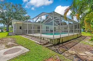 1788 Patricia Ave, Dunedin, FL 34698 - Photo 25