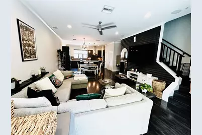 919 Arlington Avenue N, Saint Petersburg, FL 33705 - Photo 5