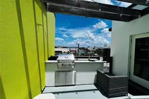 919 Arlington Ave N, Saint Petersburg, FL 33705 - Photo 17