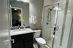 919 Arlington Ave N, Saint Petersburg, FL 33705 - Photo 15