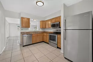 7980 52nd St N, Pinellas Park, FL 33781 - Photo 5