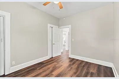 1140 10th Avenue S, Saint Petersburg, FL 33705 - Photo 25