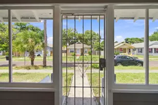 1140 10th Ave S, Saint Petersburg, FL 33705 - Photo 29