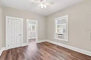 1140 10th Ave S, Saint Petersburg, FL 33705 - Photo 17
