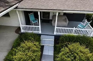 11710 North Dr, Tampa, FL 33617 - Photo 7