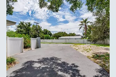 3710 W Azeele Street, Tampa, FL 33609 - Photo 27
