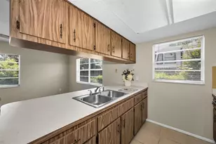 362 Portland Ave, Spring Hill, FL 34606 - Photo 19