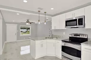 2712 E 99th Ave, Tampa, FL 33612 - Photo 5