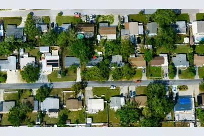 2318 E 111th Ave, Tampa, FL 33612 - Photo 11