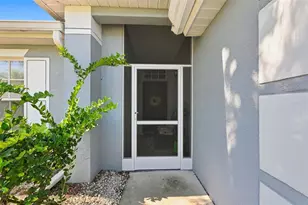 2418 Oxford Down Ct, Sun City Center, FL 33573 - Photo 3
