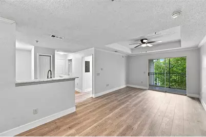 18001 Richmond Place Drive #136, Tampa, FL 33647 - Photo 7