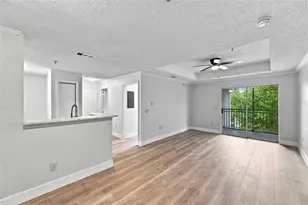 18001 Richmond Pl Dr, Tampa, FL 33647 - Photo 7