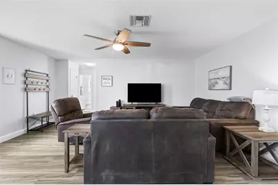 265 Plumtree Avenue, Spring Hill, FL 34606 - Photo 9