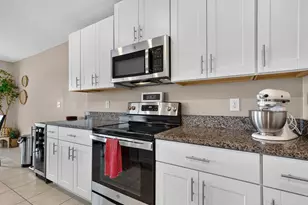 12826 Wildflower Meadow Dr, Riverview, FL 33579 - Photo 13
