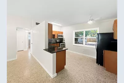 921 6th Avenue NW, Largo, FL 33770 - Photo 9