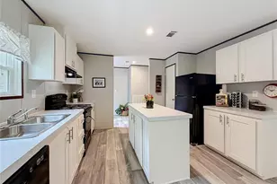 10055 W Ohio Dr, Crystal River, FL 34428 - Photo 9