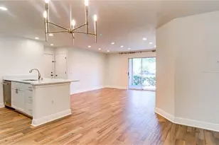 9481 Highland Oak Dr, Tampa, FL 33647 - Photo 9