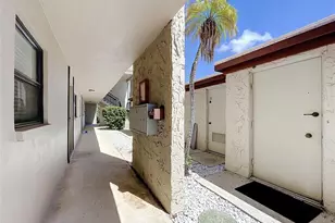 2750 E Bay Dr, Largo, FL 33771 - Photo 25