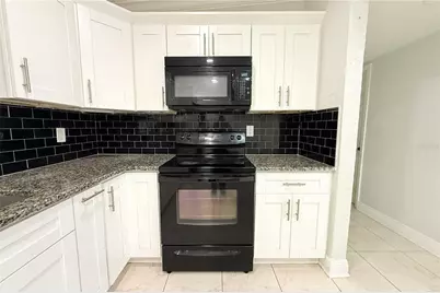 3201 River Grove Drive, Tampa, FL 33610 - Photo 23